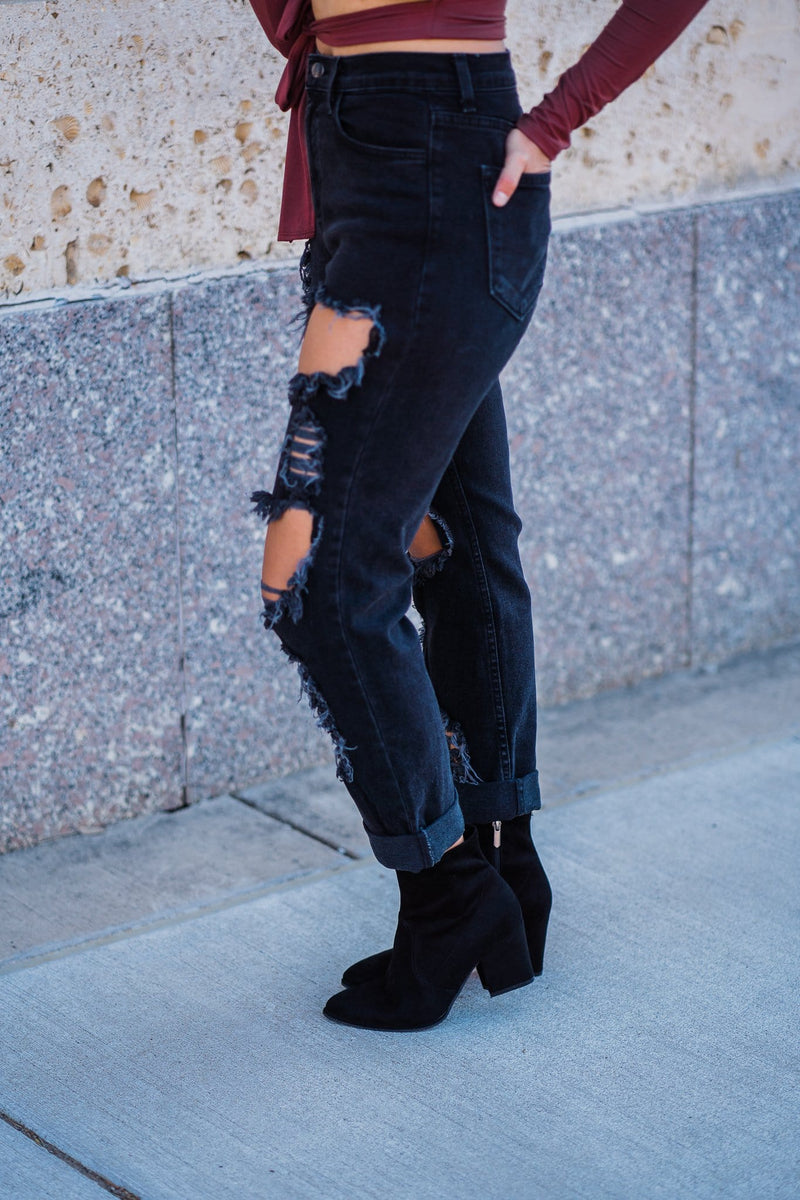 Distressed Boyfriend Jeans